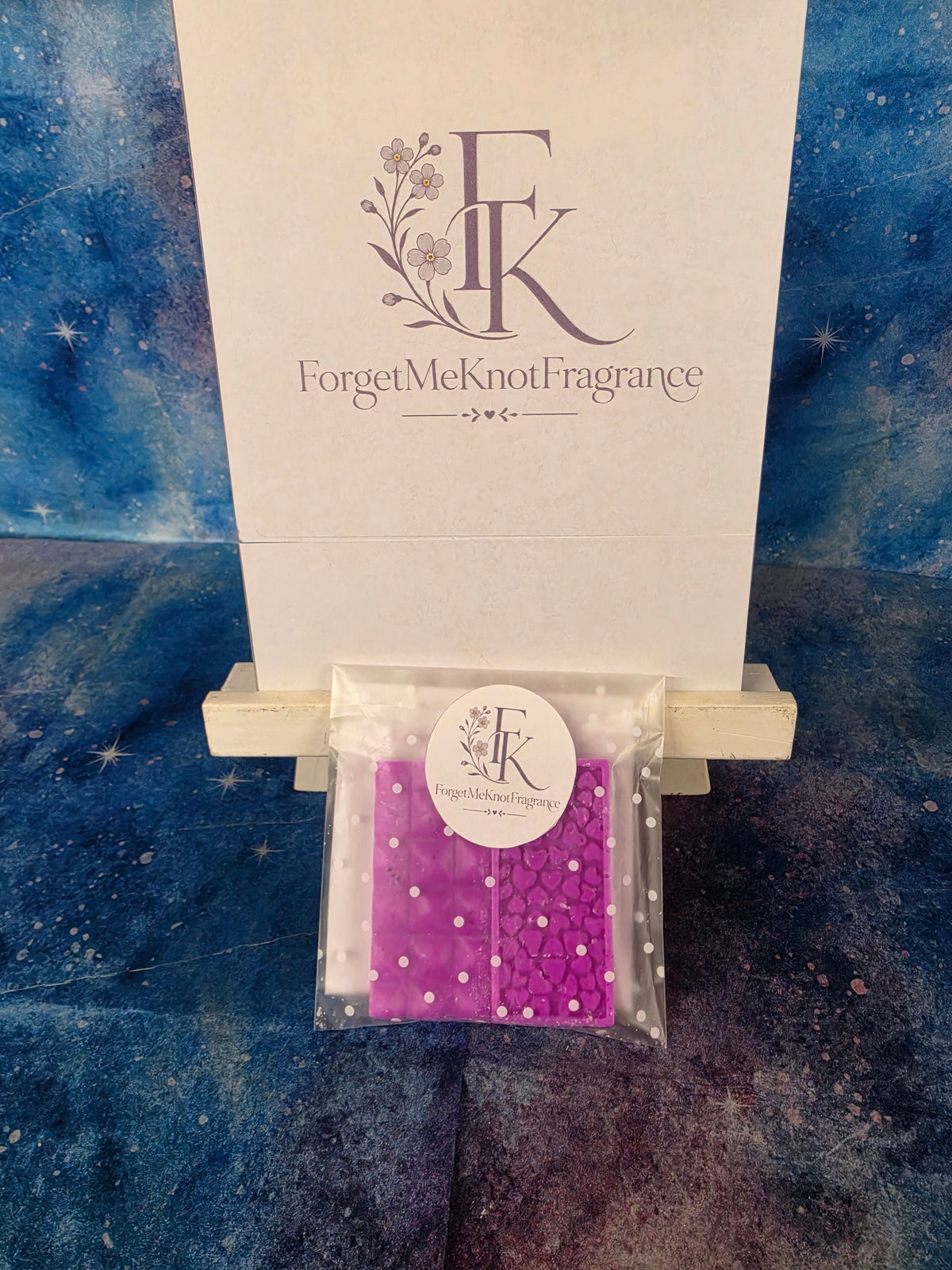 Cosy Cardigan Wax Melt Bars 2 Pack Medium by ForgetMeKnotFragrance in polka dot gift bag